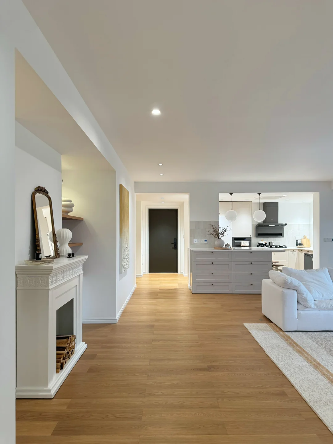 一定要大别墅吗？这种带露台的跃层不香吗