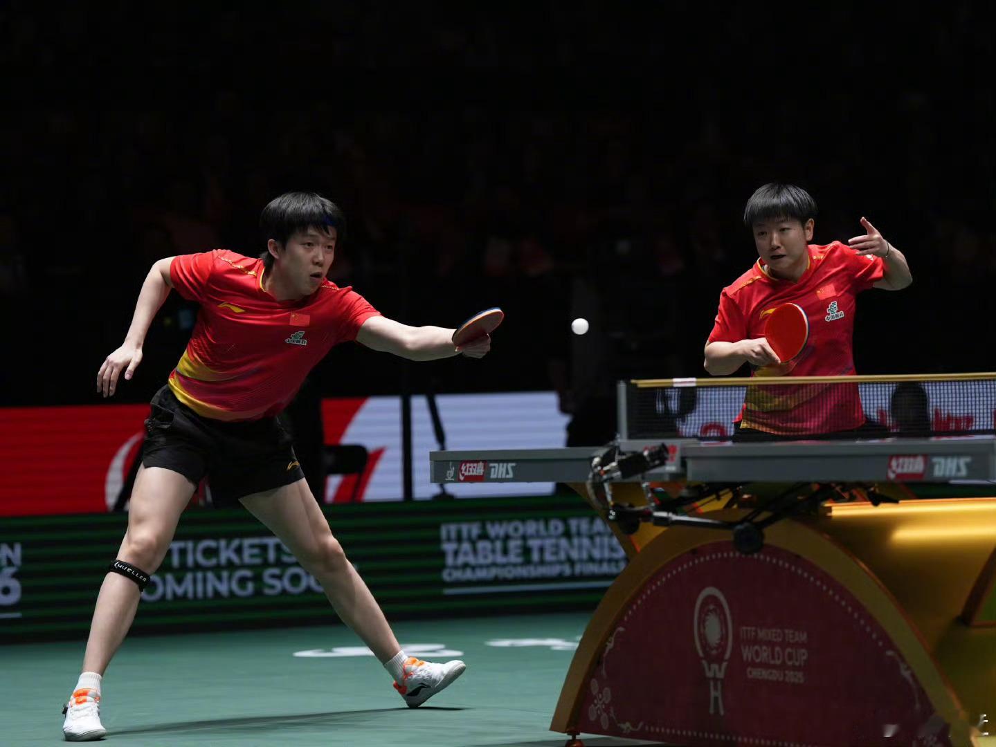 国乒11战全胜夺冠军国乒8比1日本队 7日晚，2025国际乒联混合团体世界杯迎来