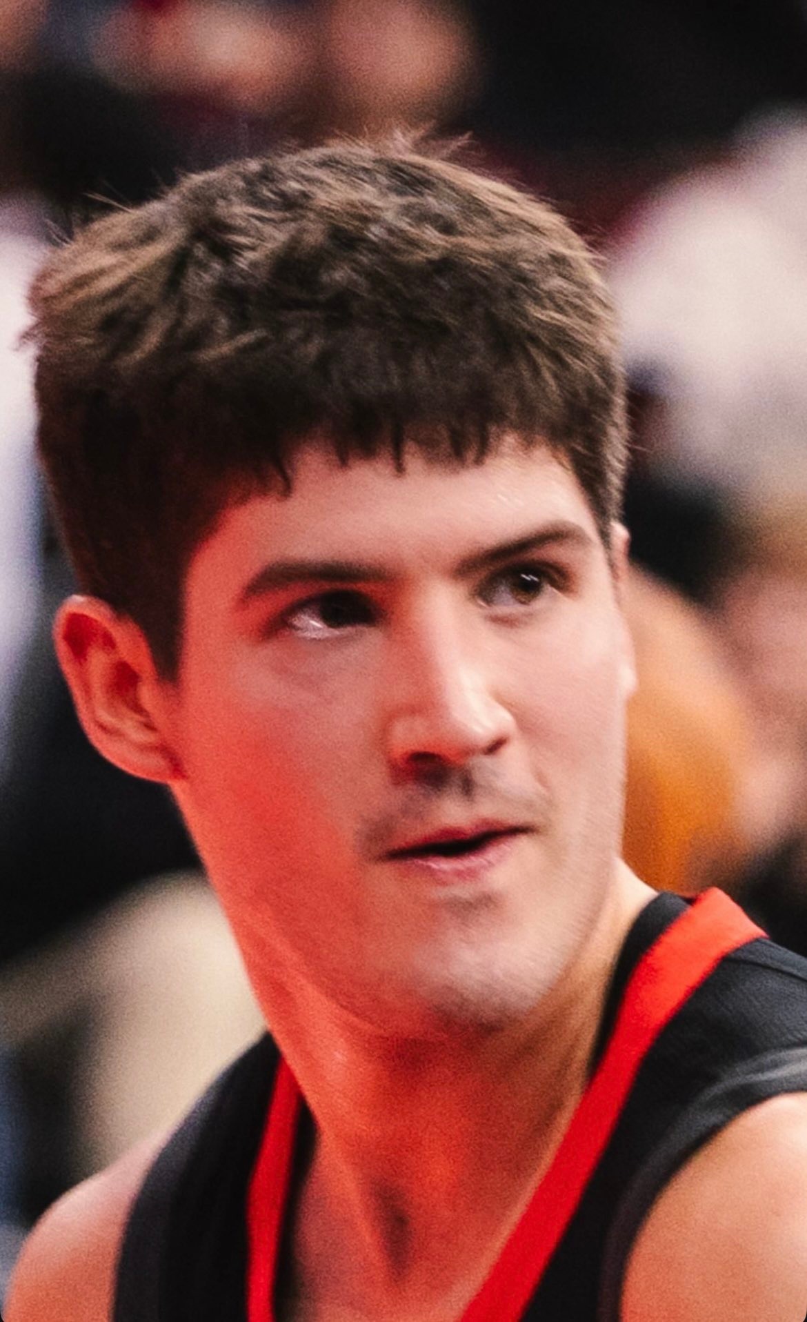 谢泼德对勇士打出生涯之夜：31分9篮板5助攻1断2帽2失误12/25 三分4/1