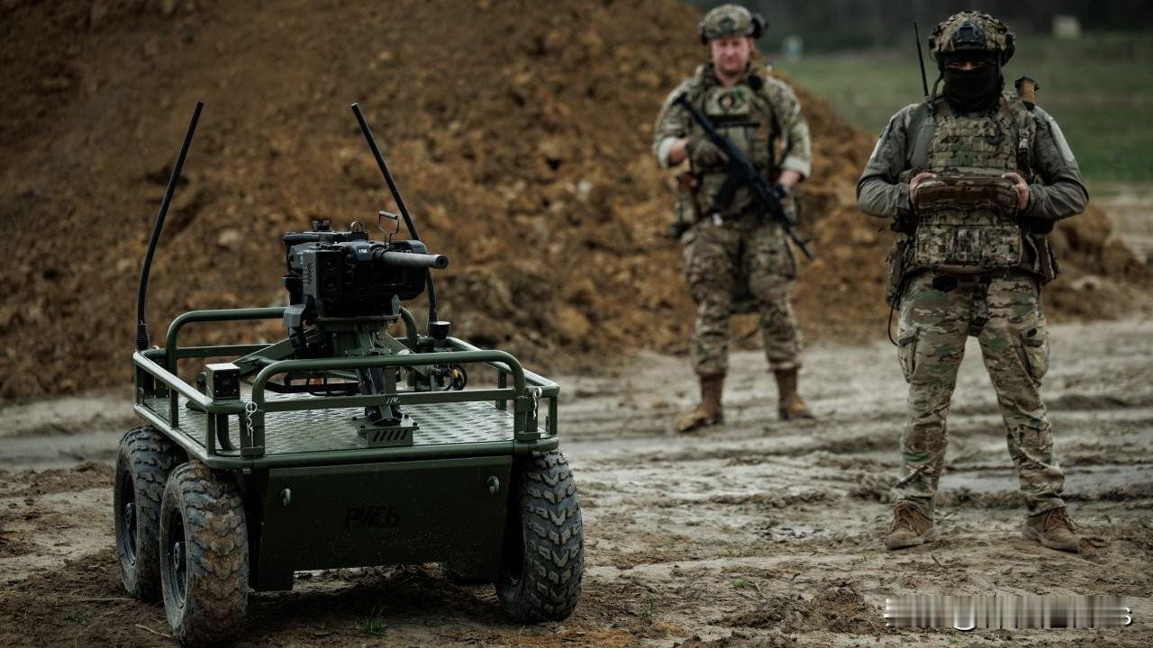 乌克兰纯无人系统首次夺取俄军阵地，并迫使俄军投降：人类战争史上的里程碑式突破
