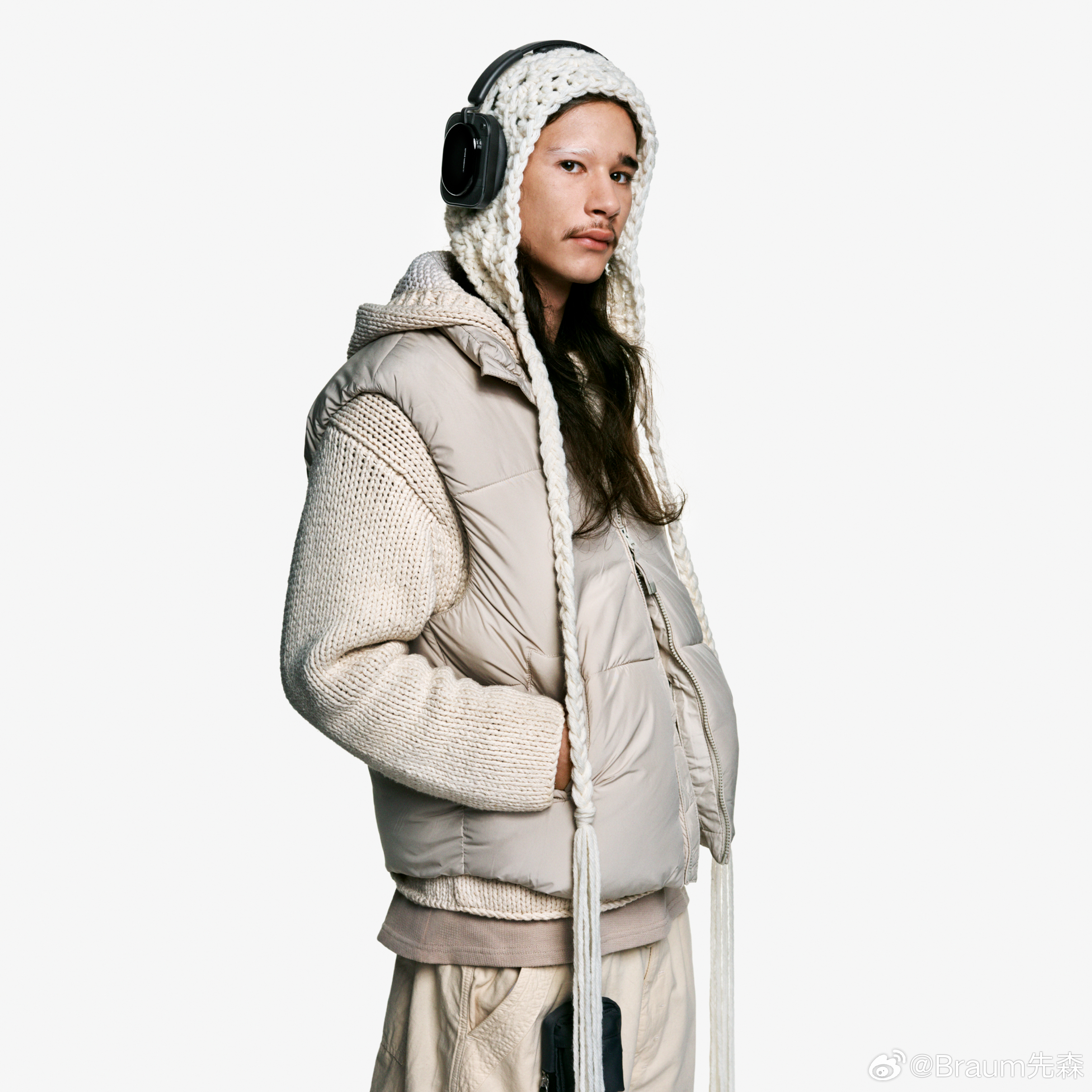 来上海参加Nothing新品发布活动。Nothing Headphone (a)