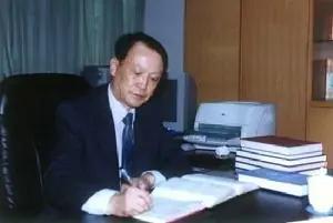 什么才是真正的国士无双？今年站上国家最高科学技术奖领奖台的贲德给出了答案：从长春