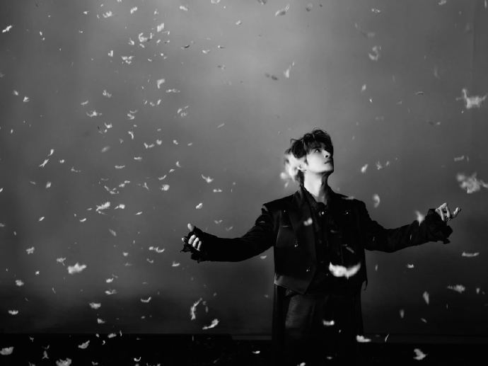 张远跨年演唱会加场跨年演唱会加场，这简直就是歌迷们的福音啊！他肯定是考虑到大家的