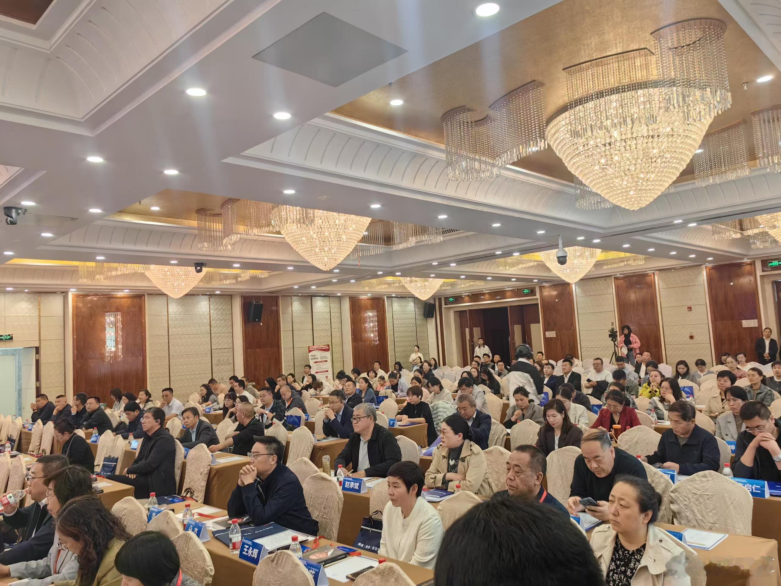 当代人的健康焦虑络学能缓解石家庄当代人的健康焦虑该怎么解健康焦虑席卷当代生活，总