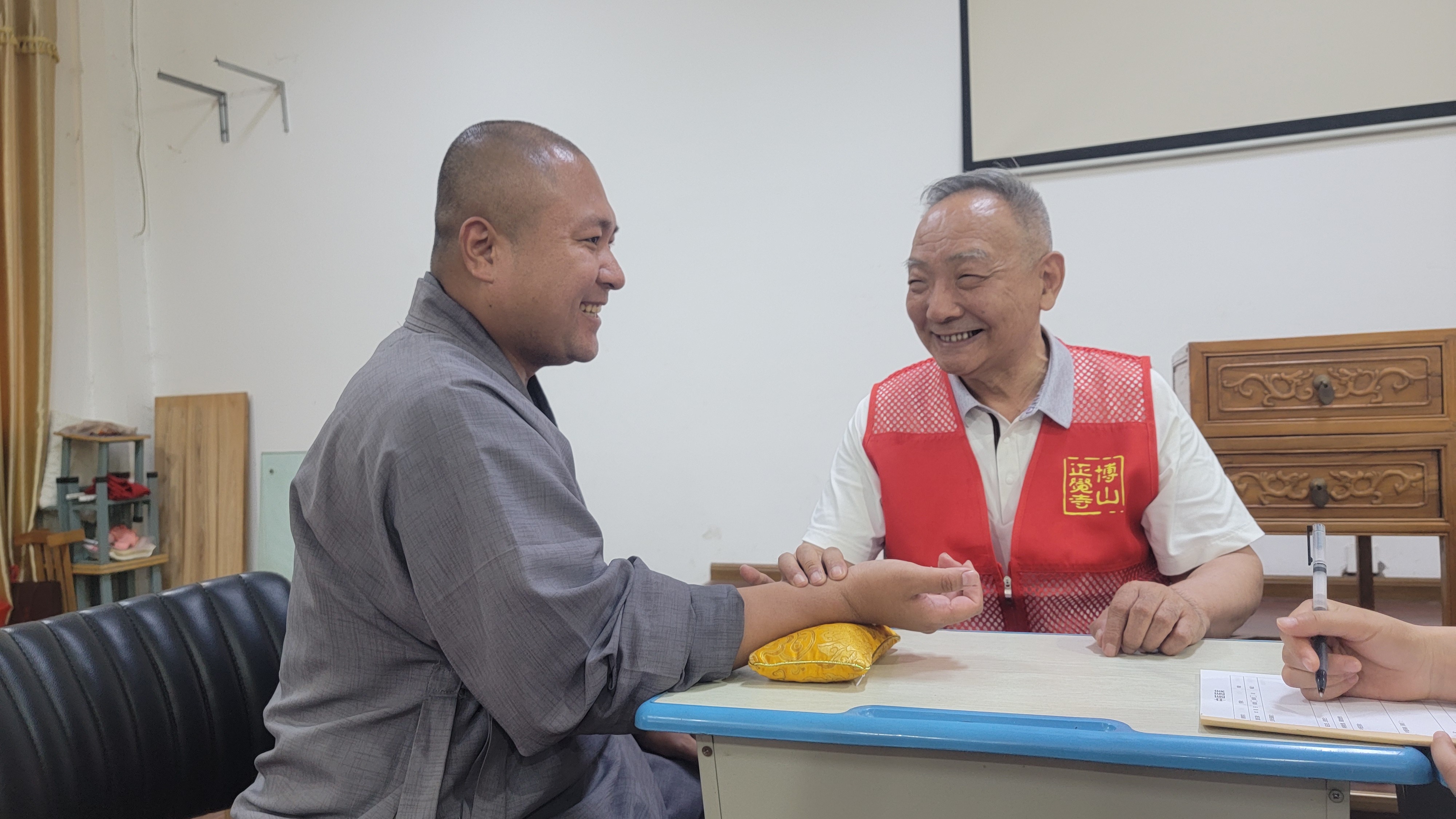 肾水温升、心火清降这套理论根源是中医心肾相交、水火既济，是《黄帝内经》核心气机逻