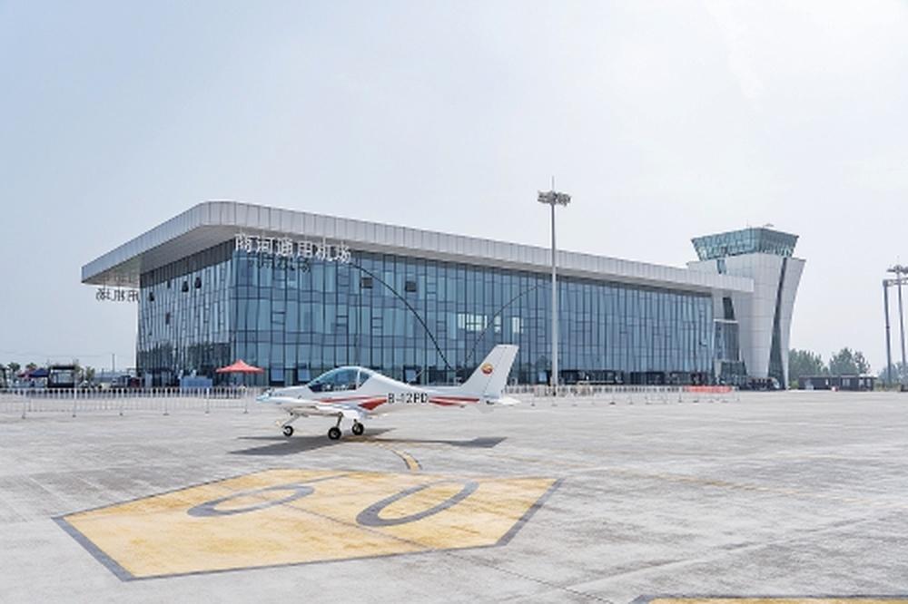 作为国家战略性新兴产业，低空经济备受重视。透过济南一座通用机场，能看到什么?
从