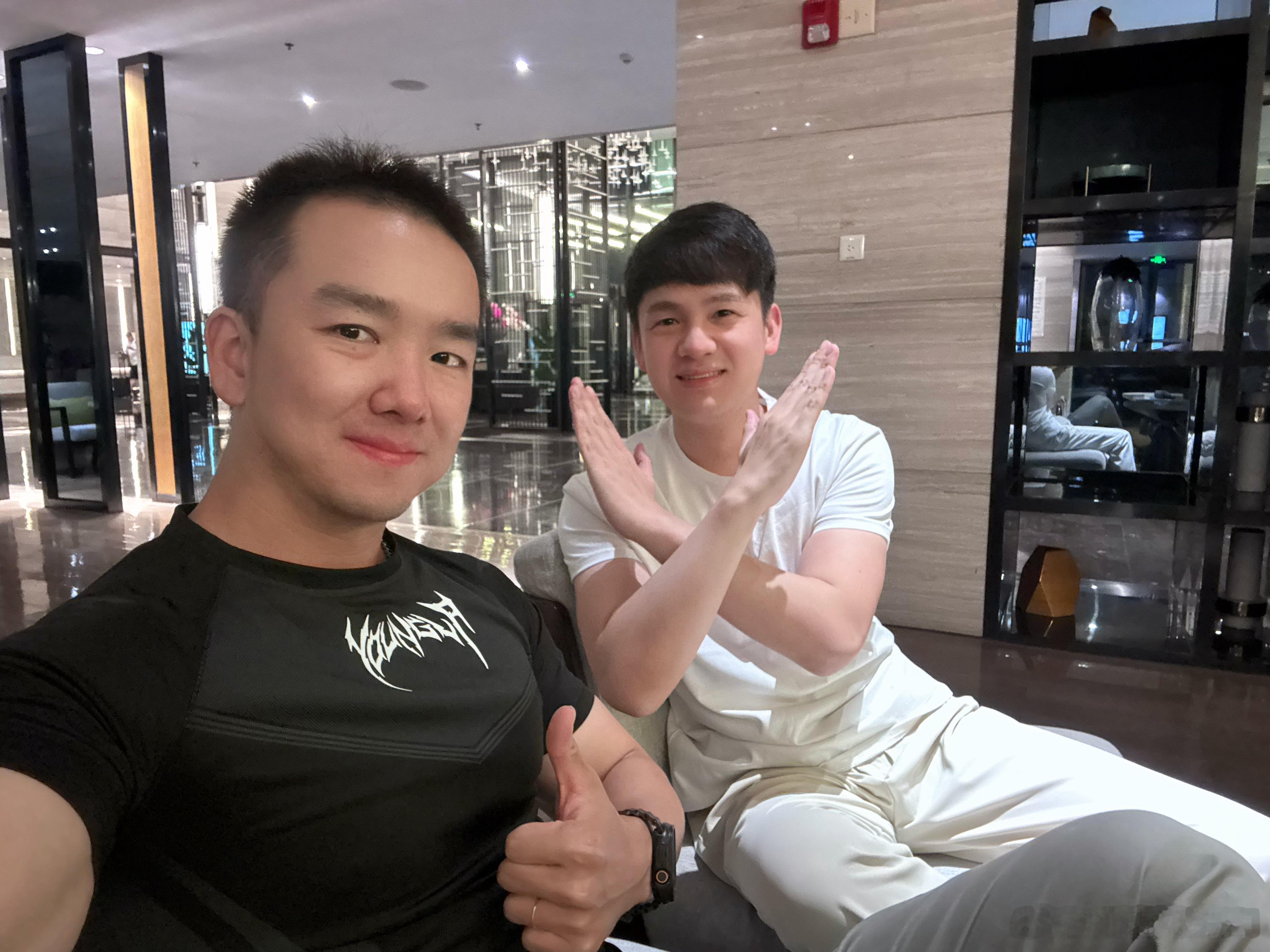 听说豹豹造了个趣味乐园，今天来郑州看看，没想到天气十分炎热，原来是也来了 开封·