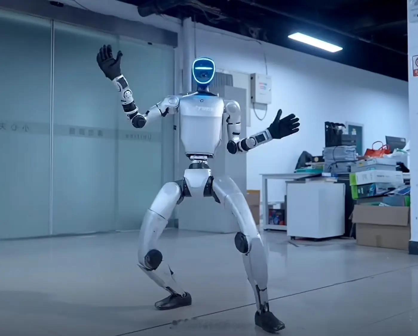 年还没过完机器人就上工了大湾区是中国机器人与科创核心高地，产业实力全国领先。这里