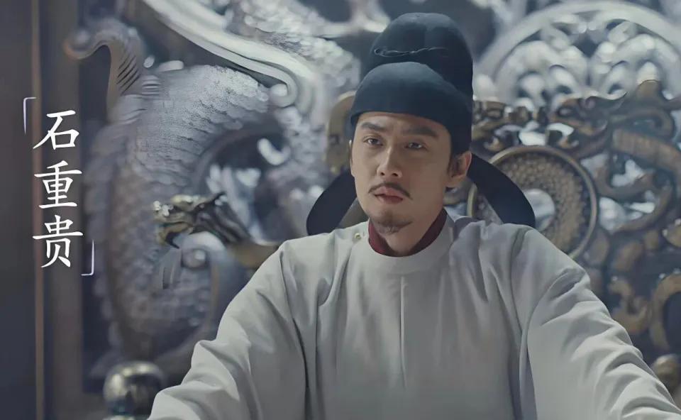 杜重威手握二十万大军，却不敢和十万契丹军决战。将领王清说：“给我二千人，去突袭耶