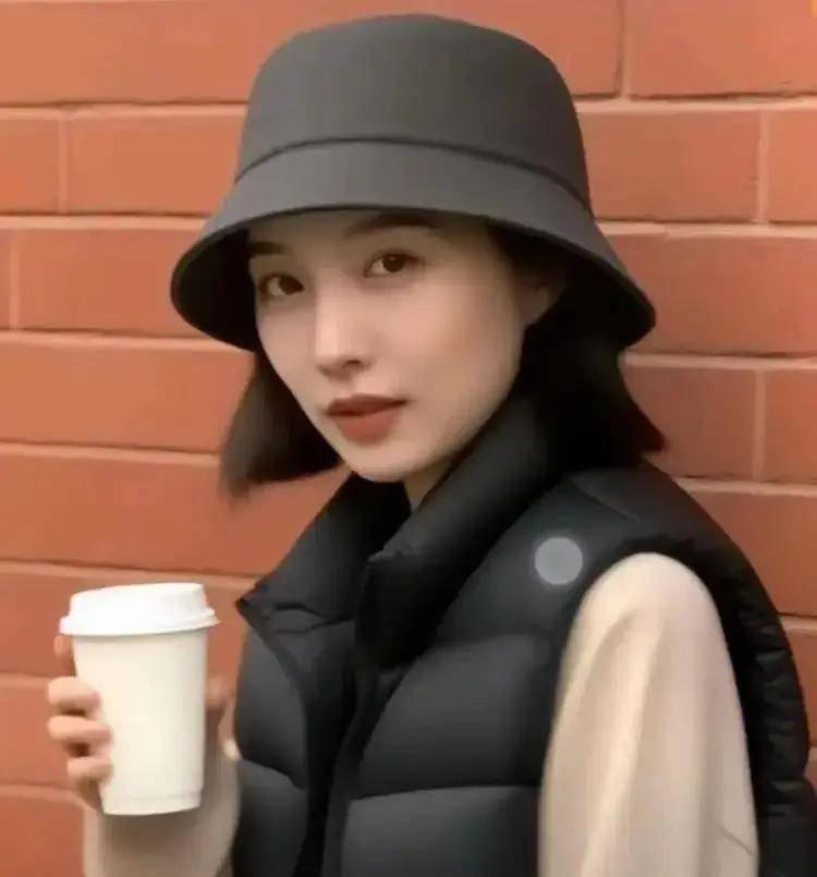 澳洲杨兰兰案最新进展｜不认罪+违保释+住顶奢海景房，3月31日开庭🔥
 
截至