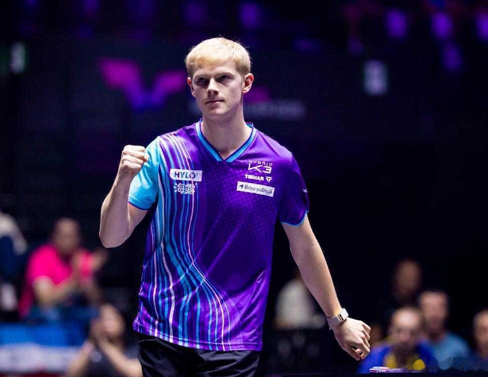 周启豪3比1F勒布伦硬气逆转掀翻世界第2！周启豪3-1F勒布伦，国乒外战豪取5连