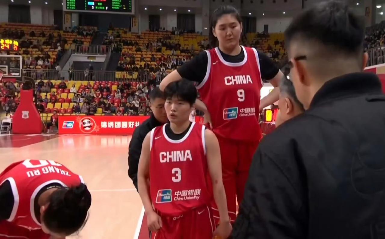 领先13分！中国女篮热身上半场39-26领先巴西，说几点：

1、巴西队排名前十