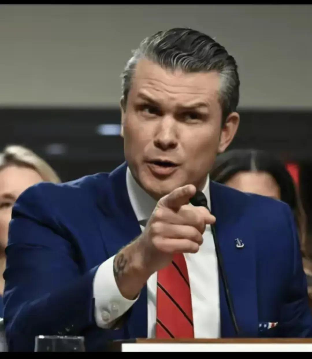 美防长赫格塞斯有点演过头了，他下令击毙落水的委内瑞拉所谓的毒贩，这是天理难容！他