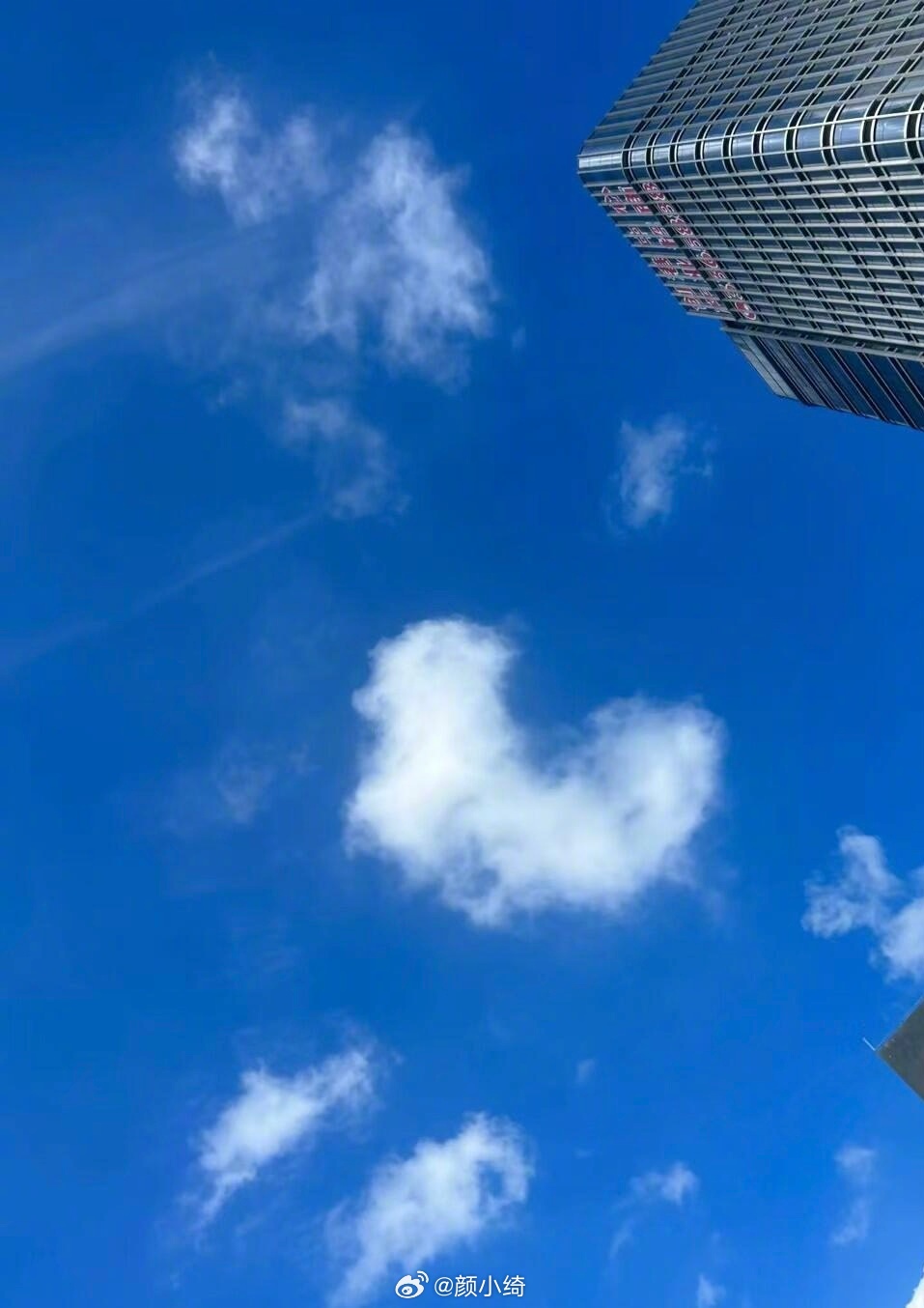 ☁◡̈ 𓂂𓈒心有山海，静而无忧，安暖相伴 ⭐