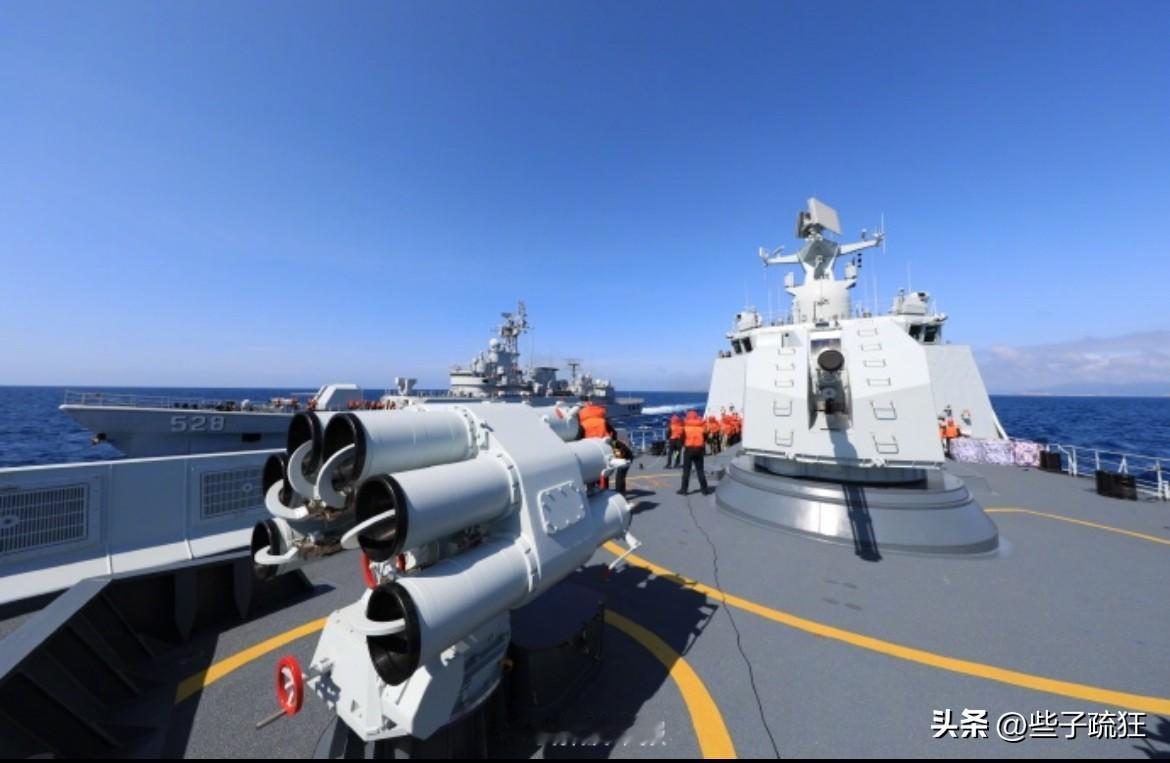 戴旭这话说的太扎心，但也真是一针见血。
​整天拿着把“屠龙刀”在自家院子里瞎比划