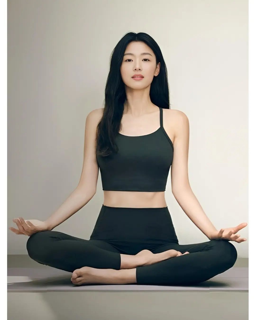 全智贤，野蛮女友，光脚妆造，轻柔的欧尼。全智贤