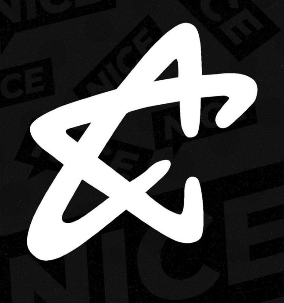 这个状元不水！4年后被验证，拿了大合同，又获得耐克公司的青睐，搞到签名鞋！活塞开