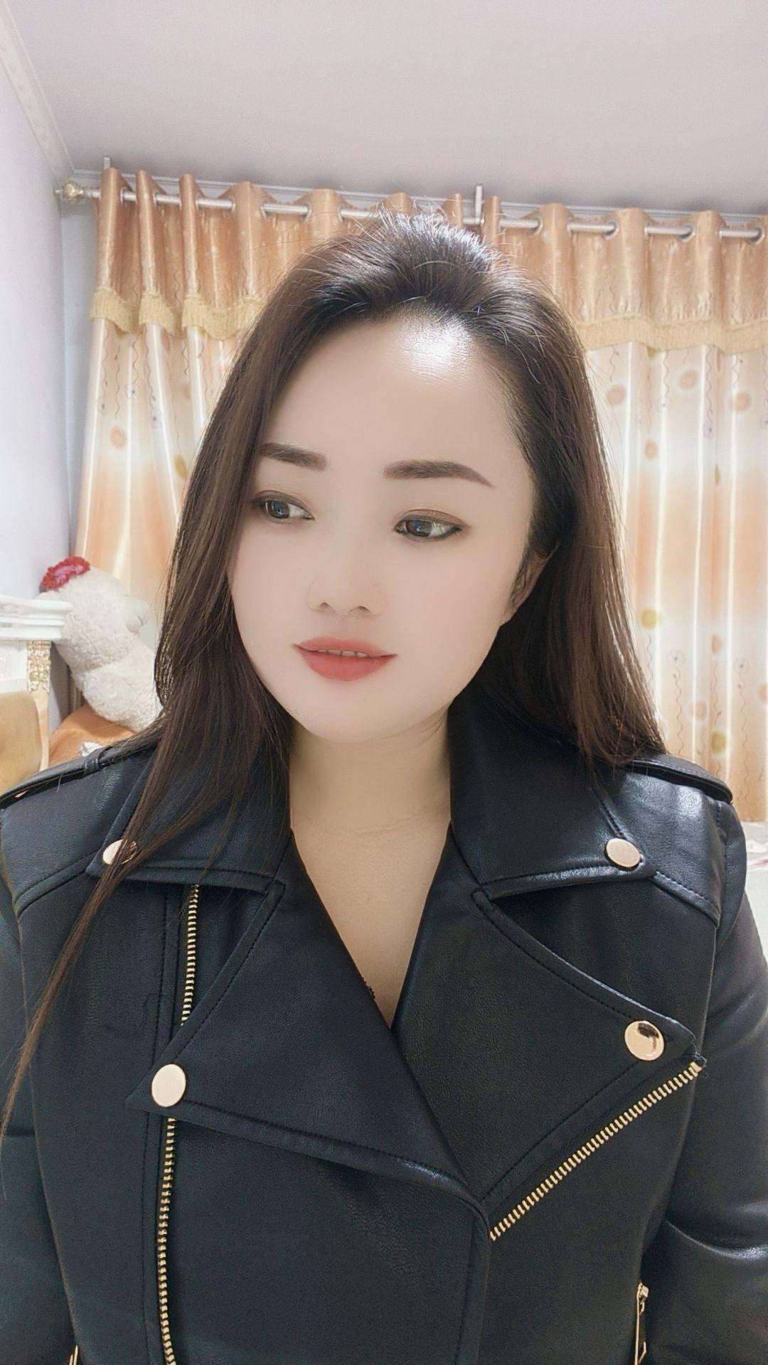 “时间不会回头， 生活没有如果， 好好珍惜当下所拥有