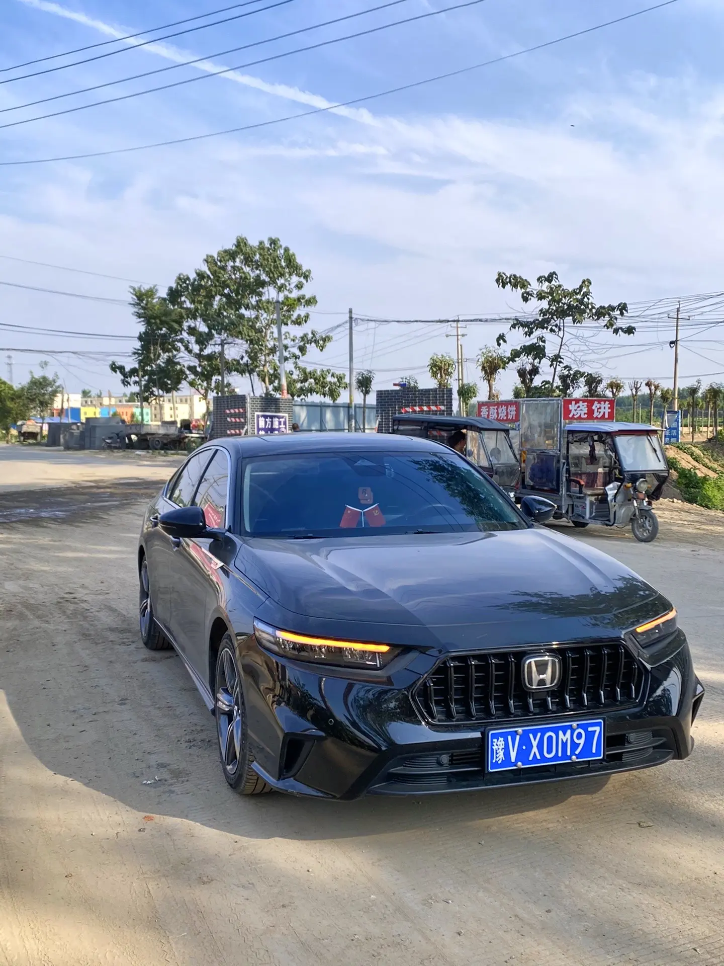 二十多岁开什么车不丢人 二十多岁有辆车就不错了 网上人均BBA 其实钱没那么好赚