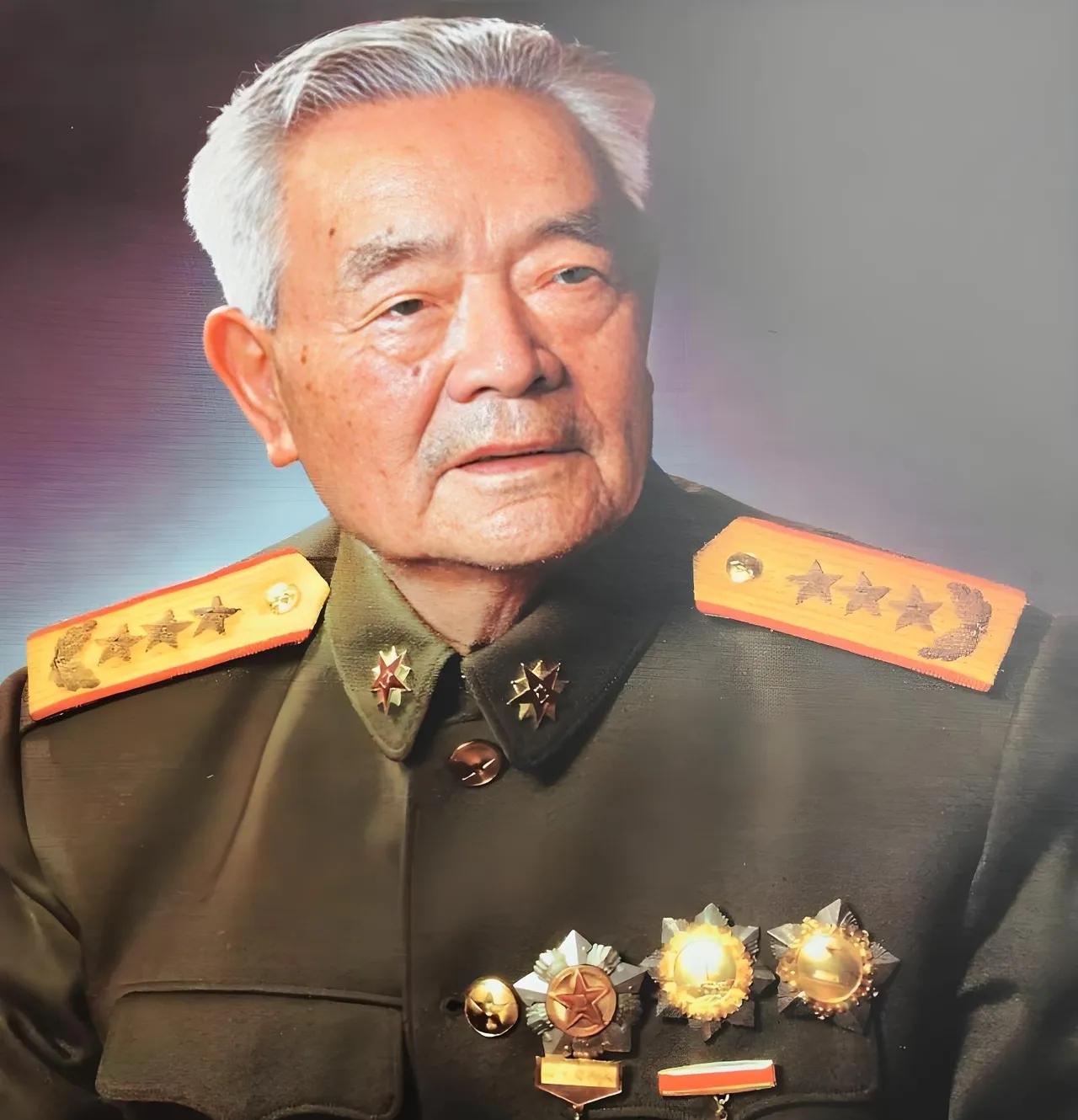 1941年，粟裕破格将一名21岁参谋连升四级，全军哗然。谁料他3天歼敌600余人