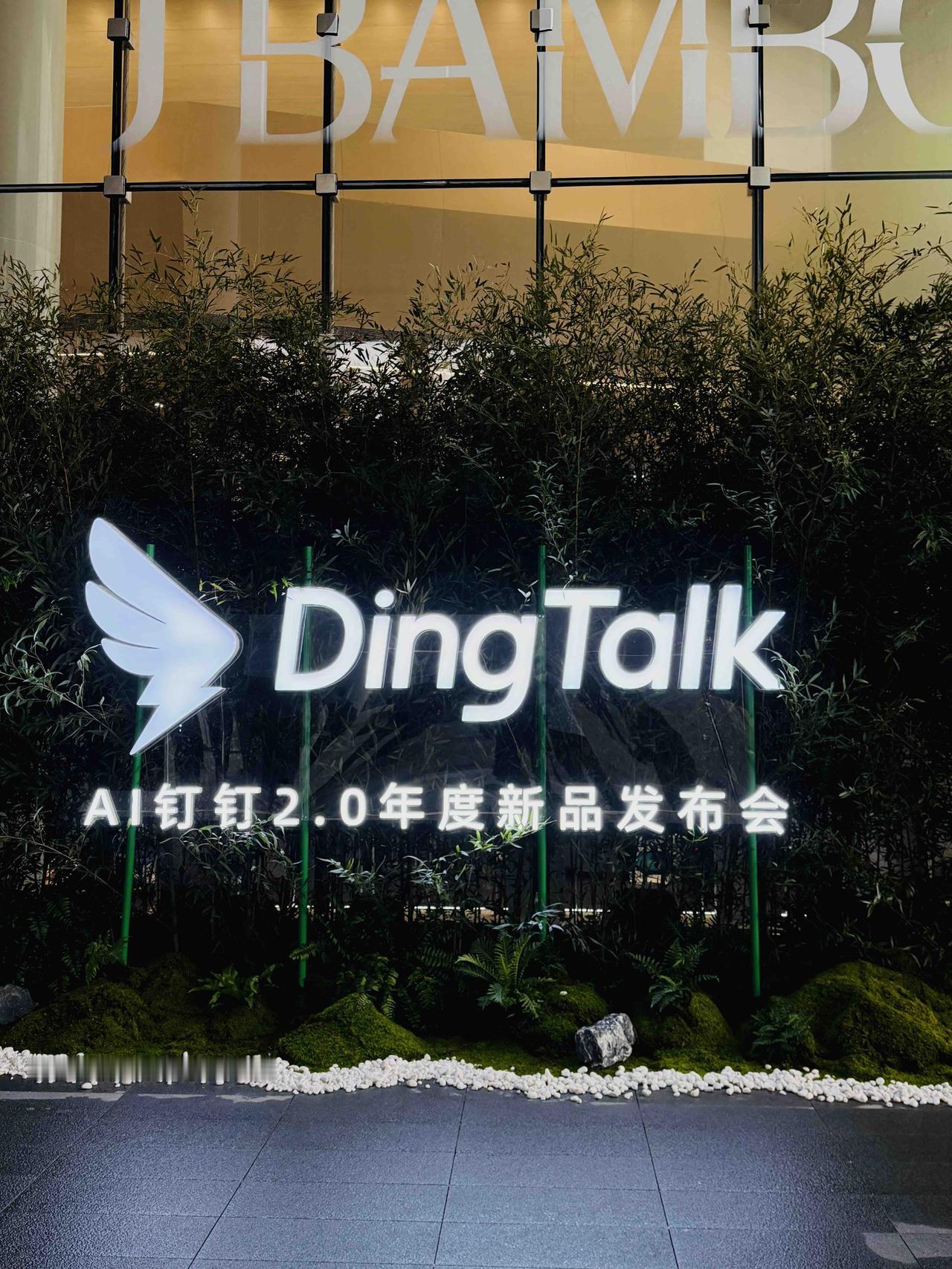 悟空从1.0版本AI助理，进化的越来越像工作台、操作系统，基于操作系统长出大龙虾