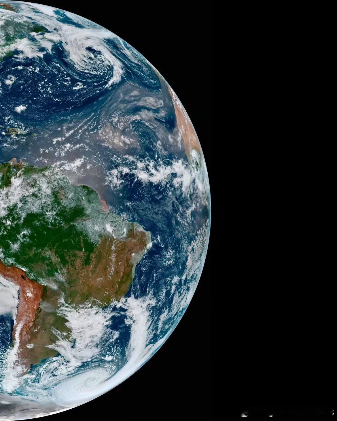 壯麗無比！NASA 剛剛公布了一張我們地球的照片，這是今天拍攝的。一想到這一切都