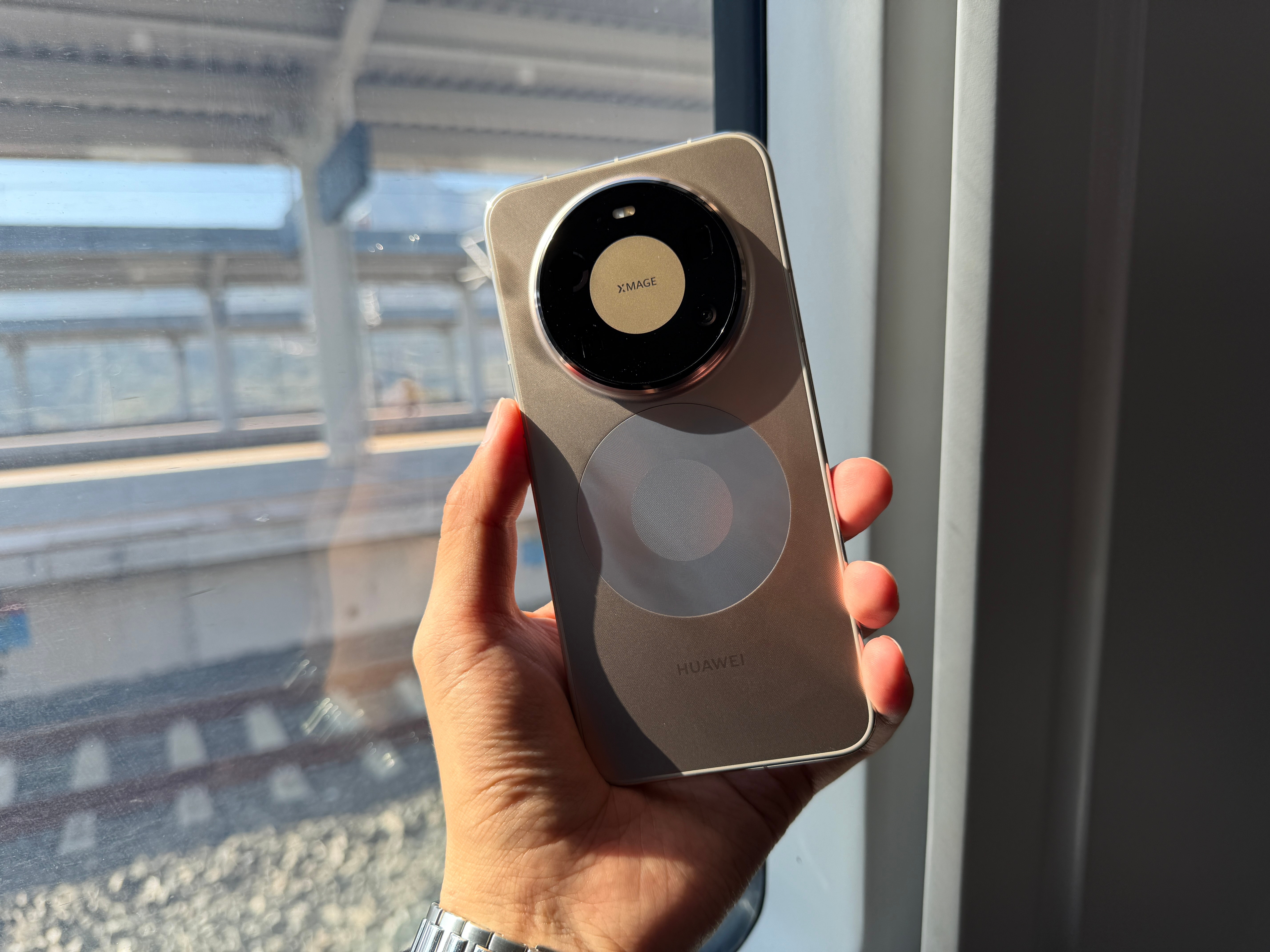 我国每人每月手机流量升至22GB短视频的兴起，大力促使了流量的上涨！很多老年人，