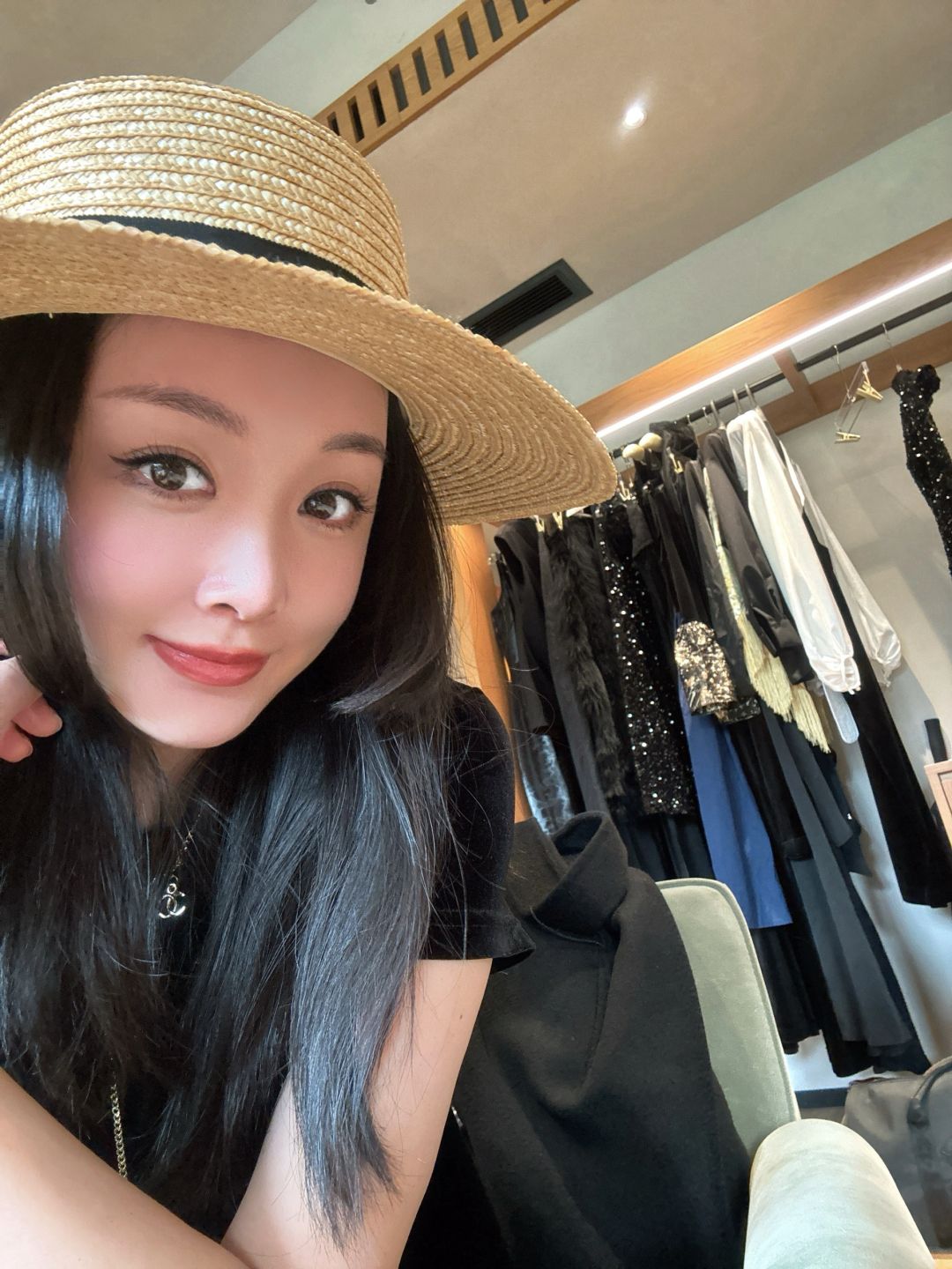 hi 露个脸