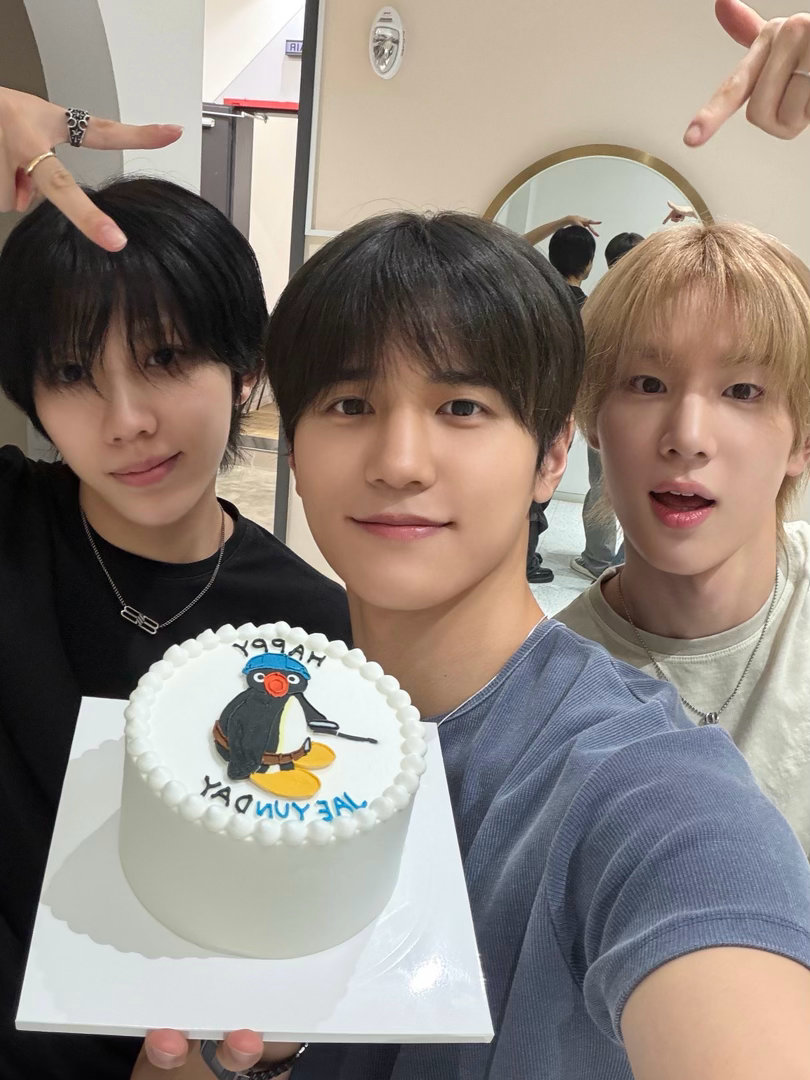 [🎂]今日载允_260701多亏了海带汤的特制食谱更加特别的在允DAY🎂HA