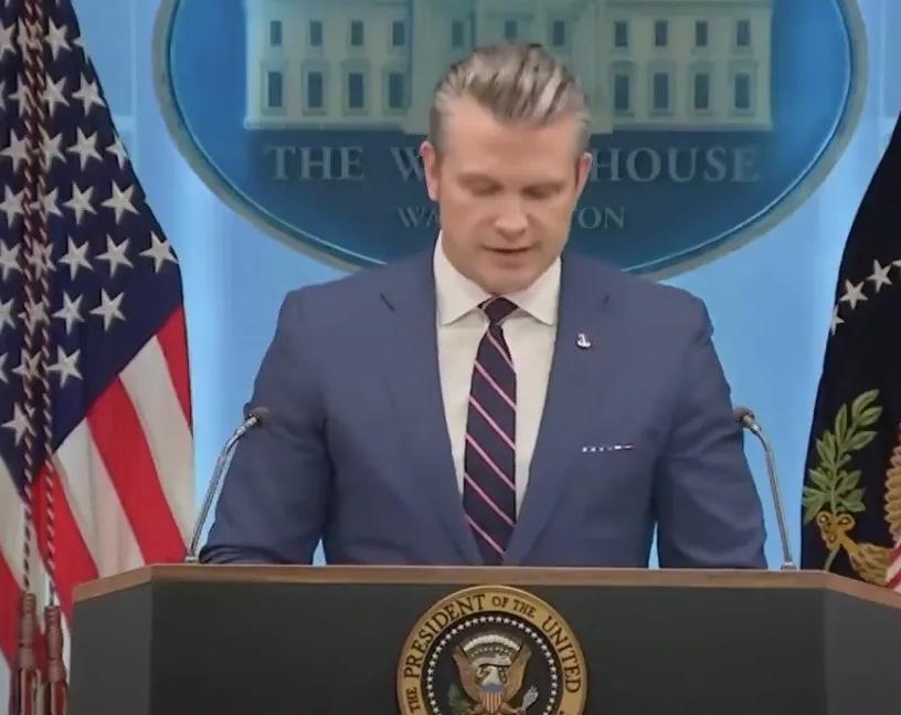 刚刚美国战争部长的言论，让世界不安……
        赫格塞思今天说：“伊朗面