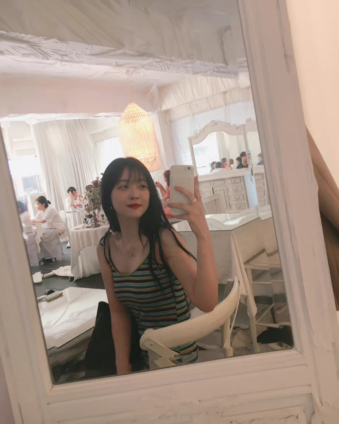 崔雪莉 崔雪莉头像 致美丽的崔雪莉 180715 INS 🍑 “今天的天气是柏
