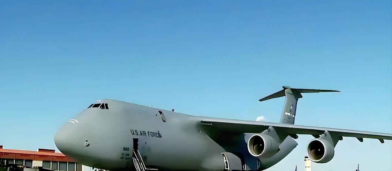 谁能想到美国连地球两极都不肯放过，北极抢岛大戏还没落幕，转头就冲南极门口的乌斯怀