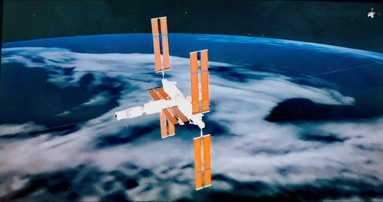 准备！航天 出舱！【神舟二十一号航天员乘组将于近日择机实施第一次出舱活动】据中国