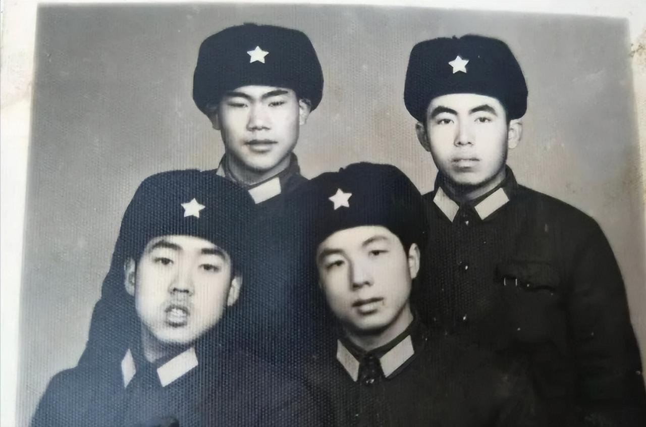 1976年，知青张连成不顾父母反对，娶了农村姑娘，10年后，带3孩子回来，谁知，
