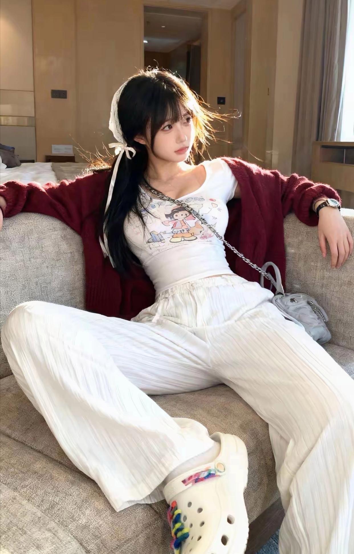 女生如何搭配能显得腿很长