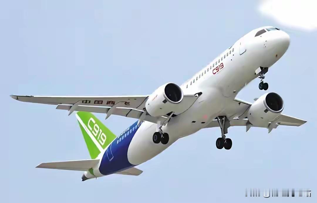 忍8年掀桌！C919硬刚欧美航空霸权，中国大飞机杀出重围
 
被欧美卡脖子8年，