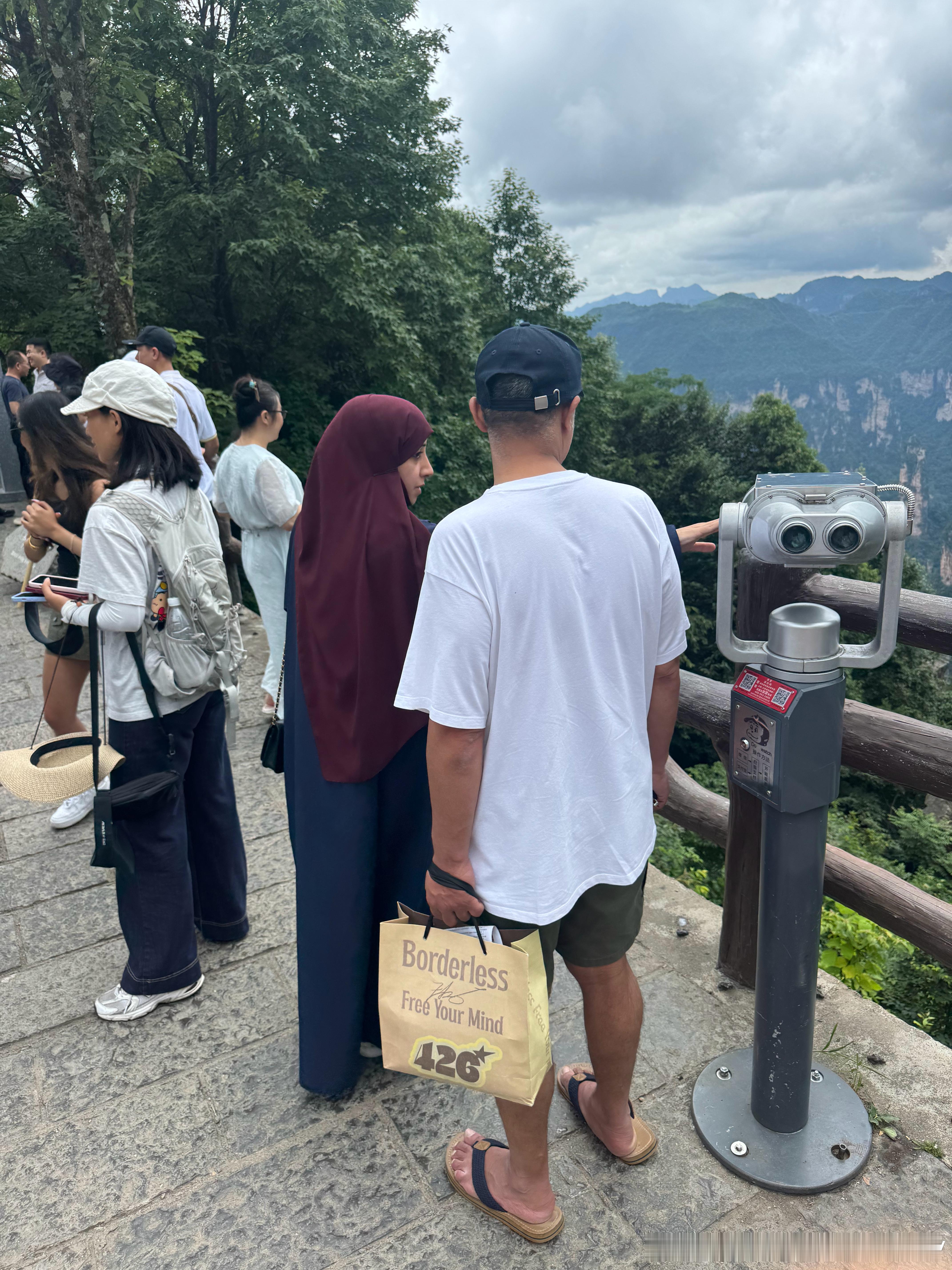 袍子 张家界·武陵源风景区
