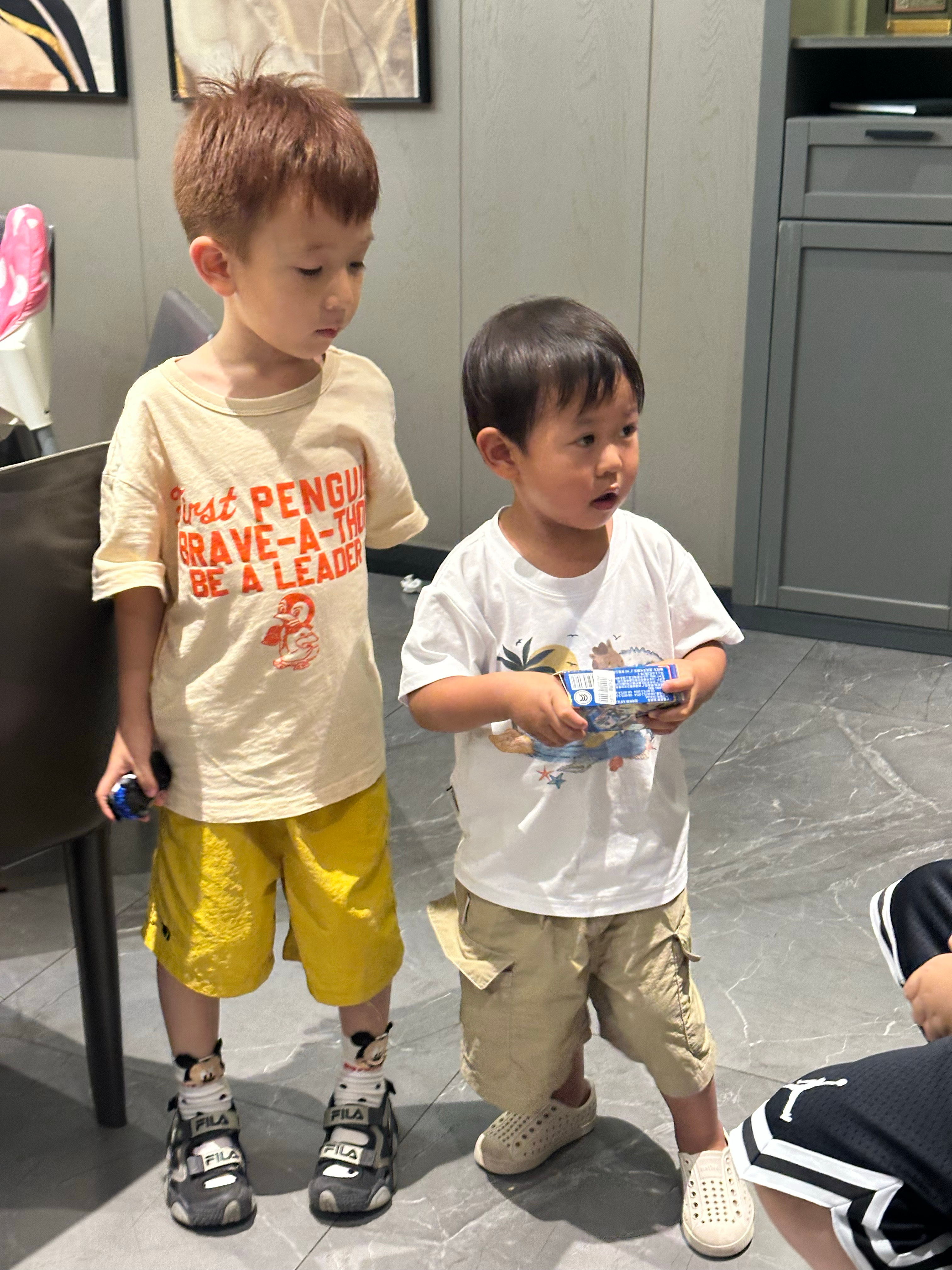 速报，图图黑了。 