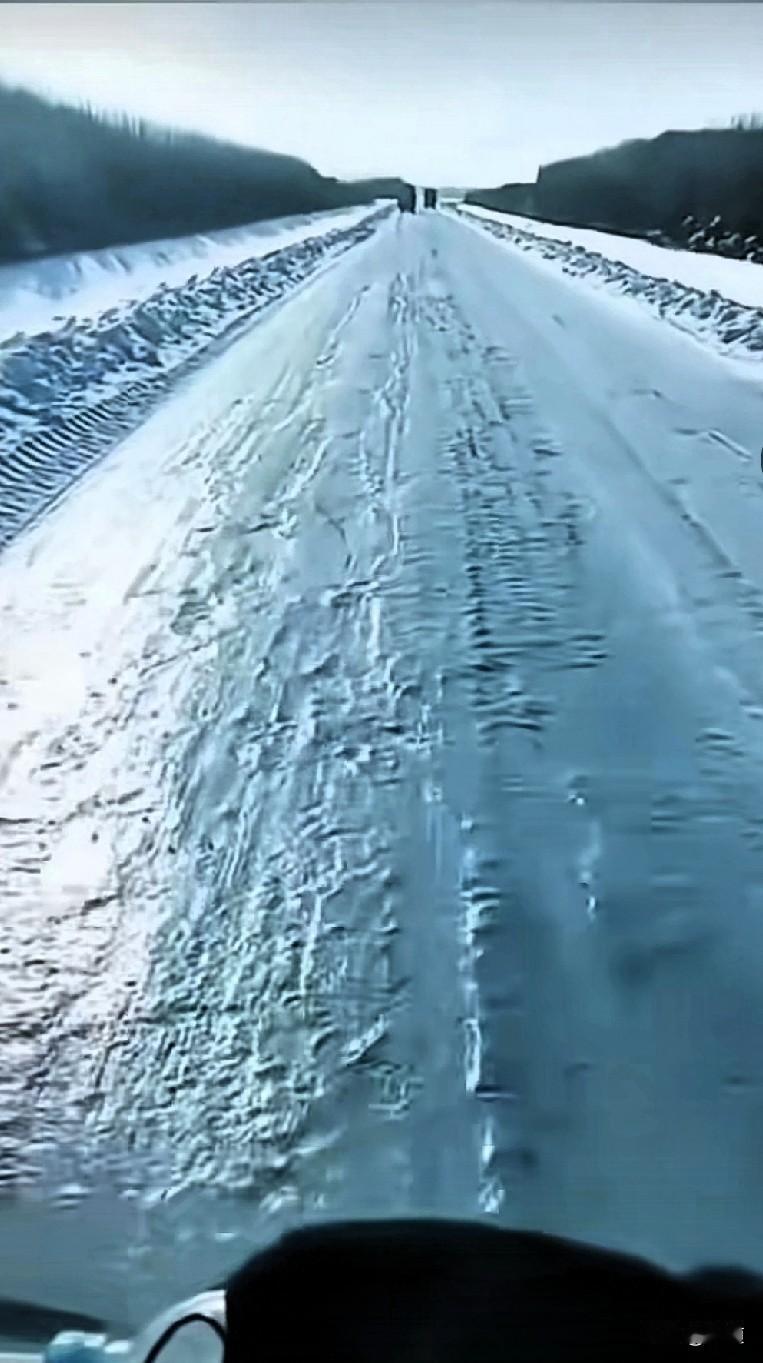 哈哈，原来上头条这么有意思。
刚刚看到一位61岁老者说他征婚结束，已遇到自己的颜