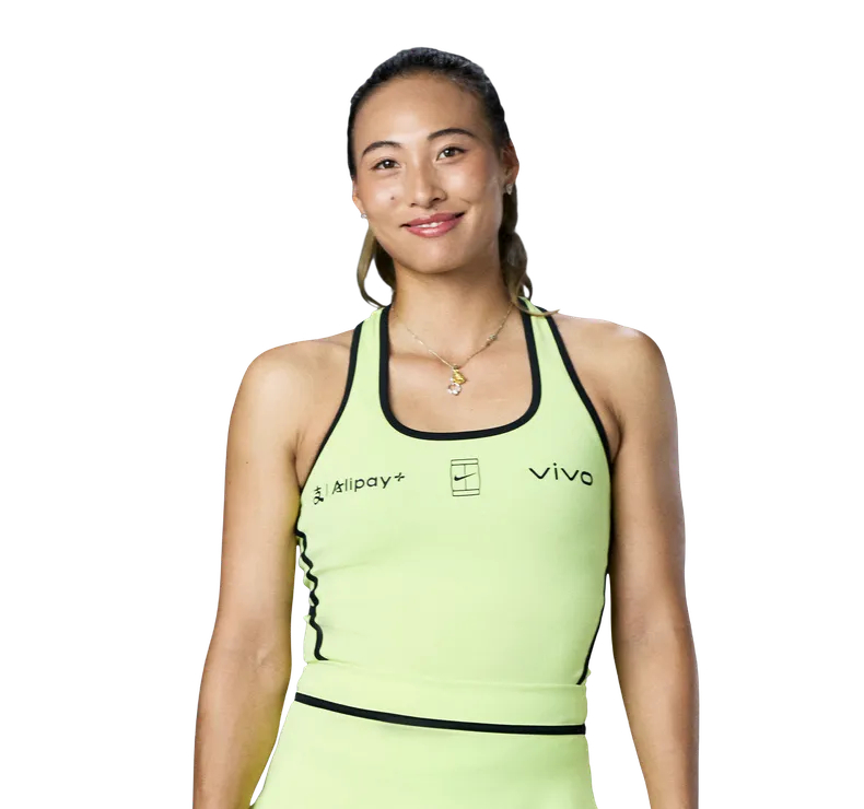 郑钦文的历届官方证件照📷 WTA官网已更新为图1郑钦文的郑在进行时