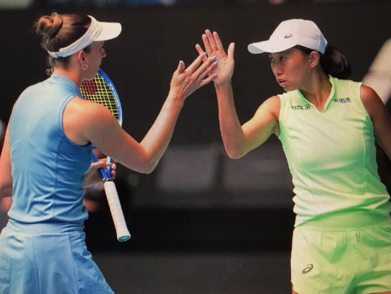 祝贺张帅，喜获双打冠军。只可惜，她的单打没有突破，让咱们没有很大的惊喜。1月31