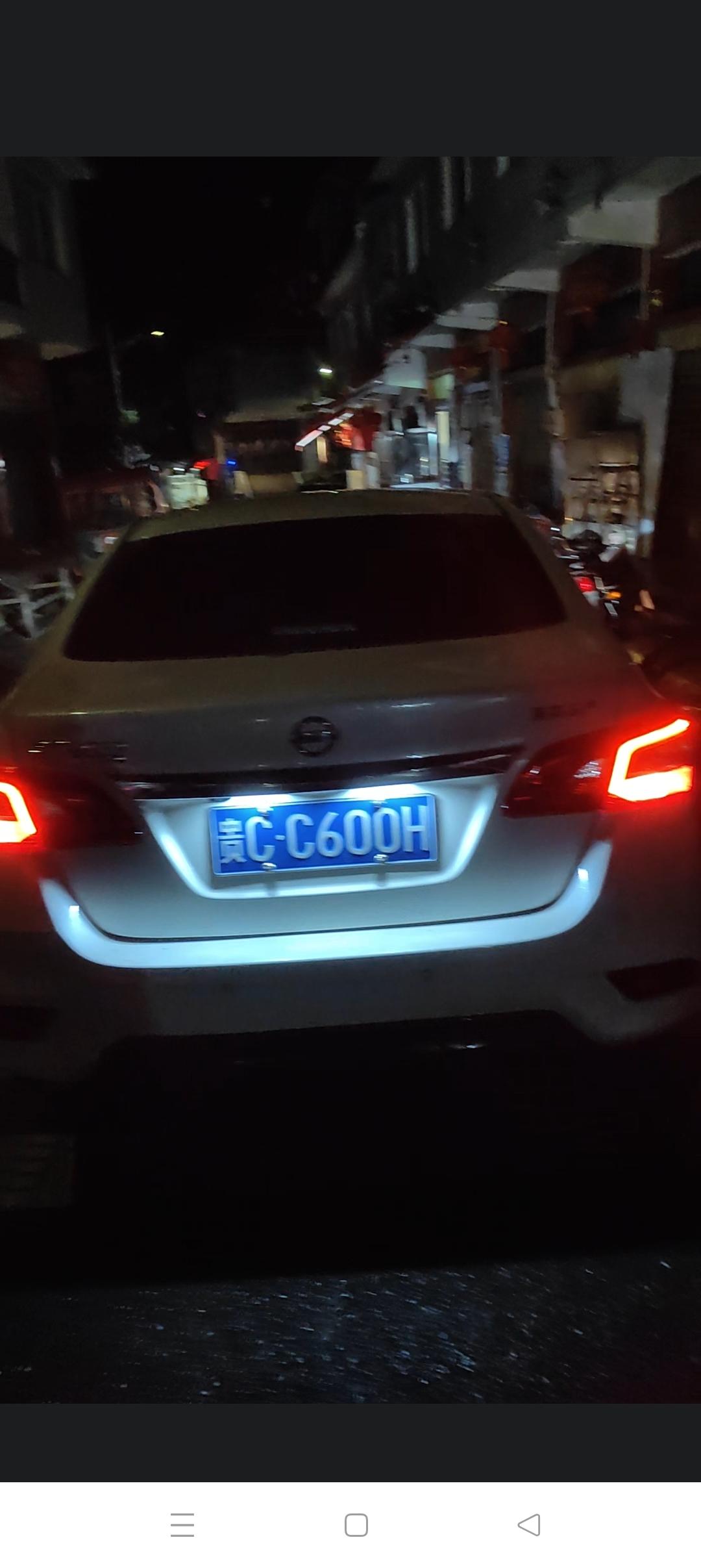 兄弟们你们车的牌照灯换了没？
我车的这个牌照灯亮度怎么样