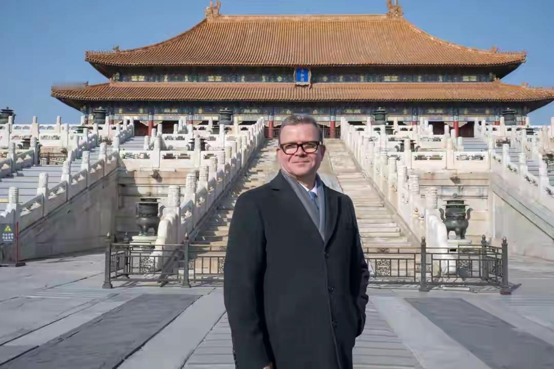 芬兰总理：来了故宫我才知道，中国到底凭什么能当几千年超级大国
 
这位外国总理访