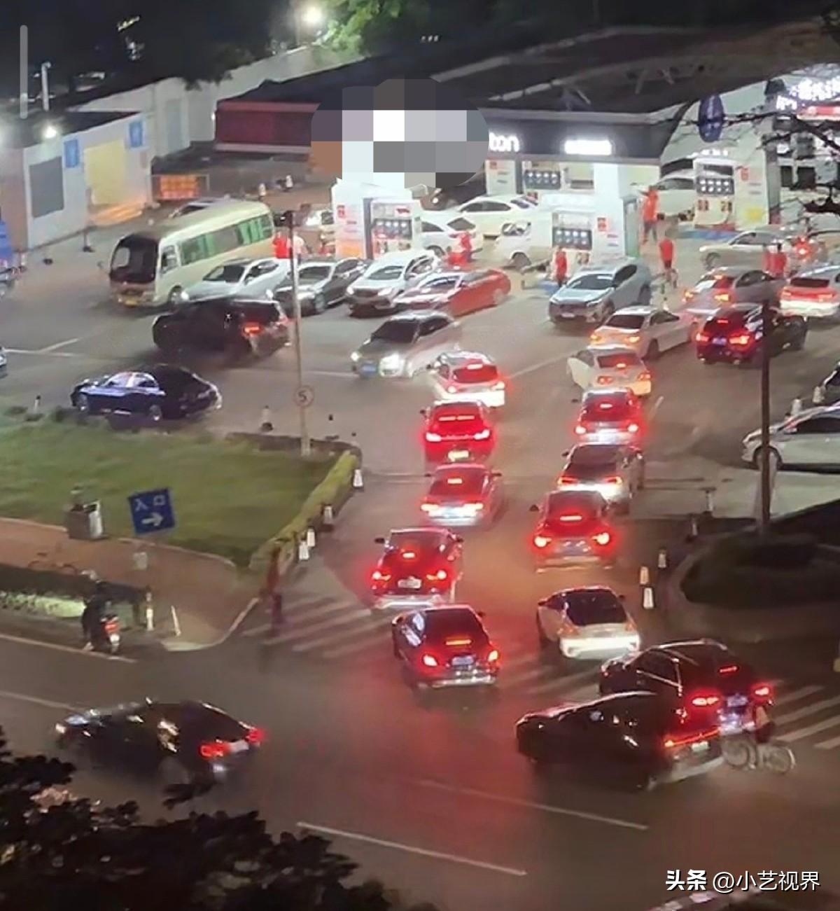 油价重回“9元时代”？比亚迪：别担心，直接加满！

这一轮的油价调整，所有的纯油