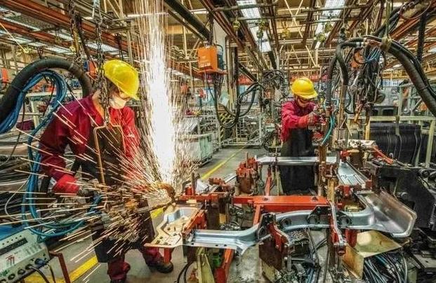 越南终于把中企从太原钢铁厂挤走了，还倒拿了 1200 多万，看似是本土资本的胜利