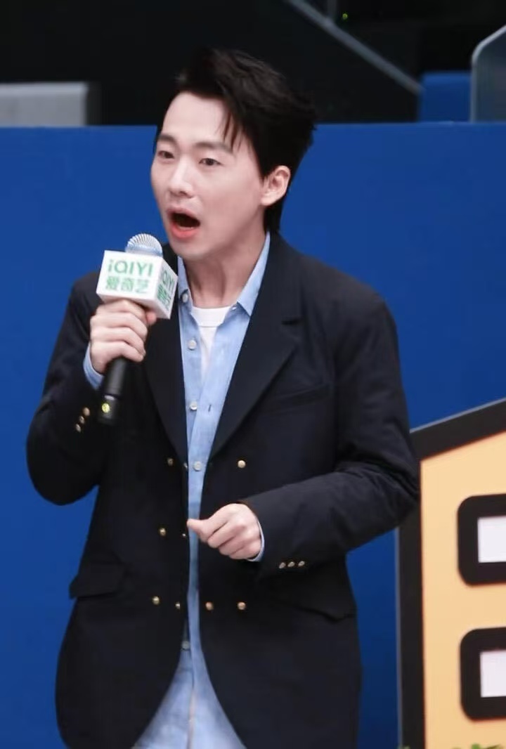 想看郭麒麟之霸道总裁爱上我了郭麒麟觉得自己有强迫症