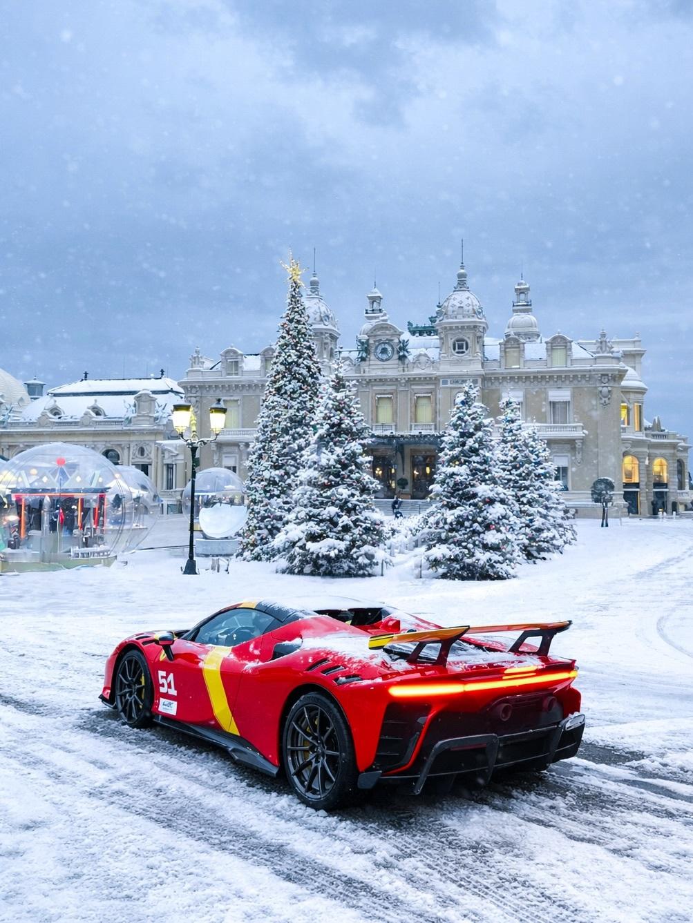 法拉利也开始用AI了大家知道这是哪里吗？没错，就是摩纳哥。这里常年无雪，于是蒙地