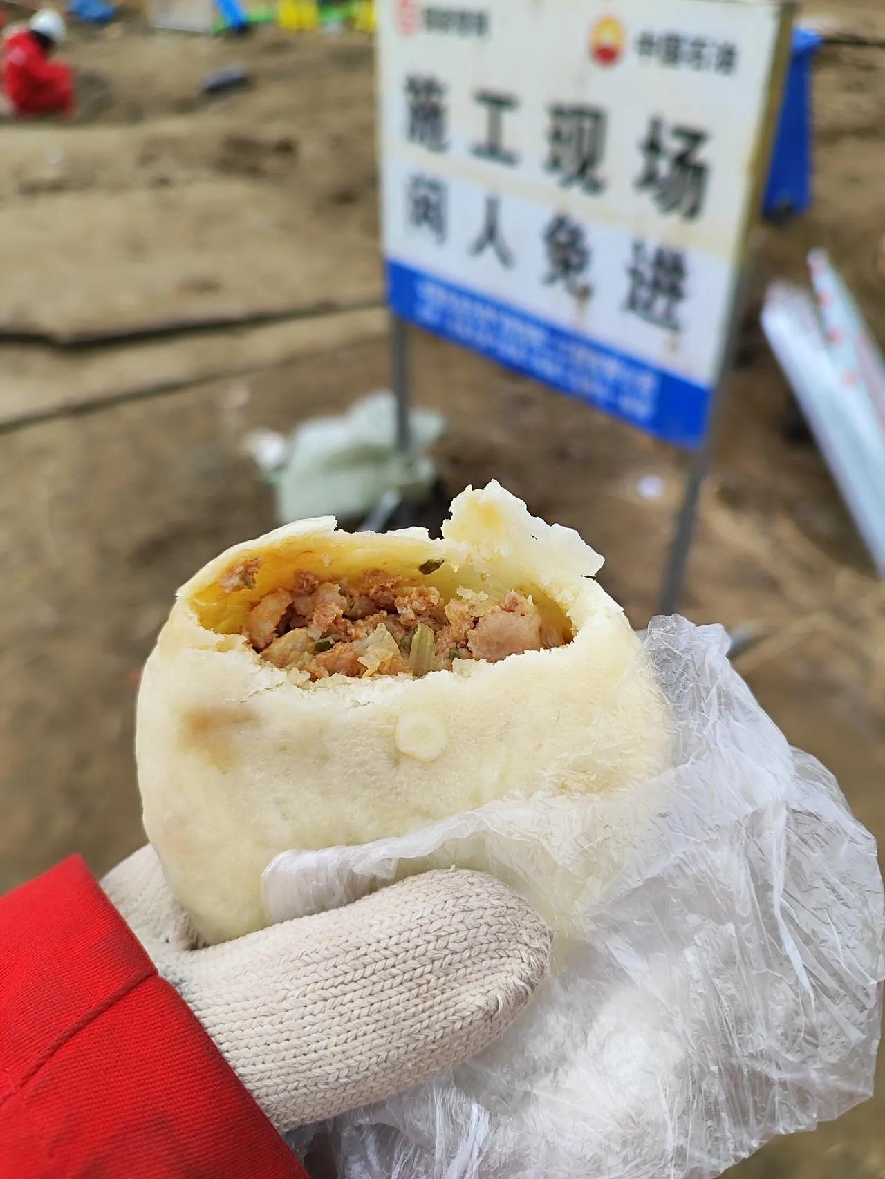 胖东来员工工资比我这个中石油一线老职工收入还高，我就不明白中石油的利润被狗啃了吗