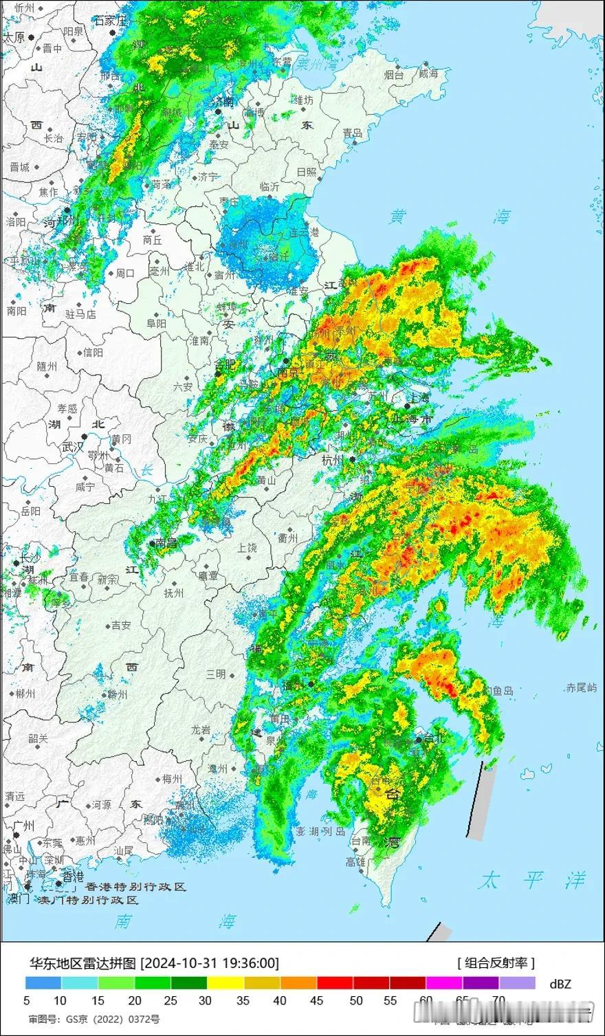 台风倒槽已经在江浙沪一带激发出猛烈暴雨，台风路径较为偏西，所以，倒槽比预期偏西，