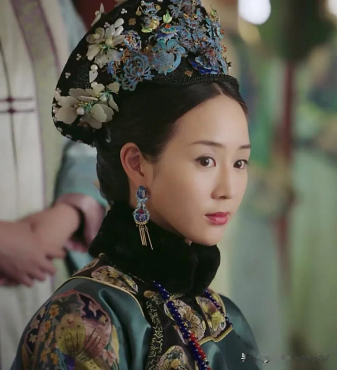 清朝后宫的嫔妃50岁时，绿头牌就会被敬事房收起来，想趁机会让皇帝翻牌子混个眼熟的